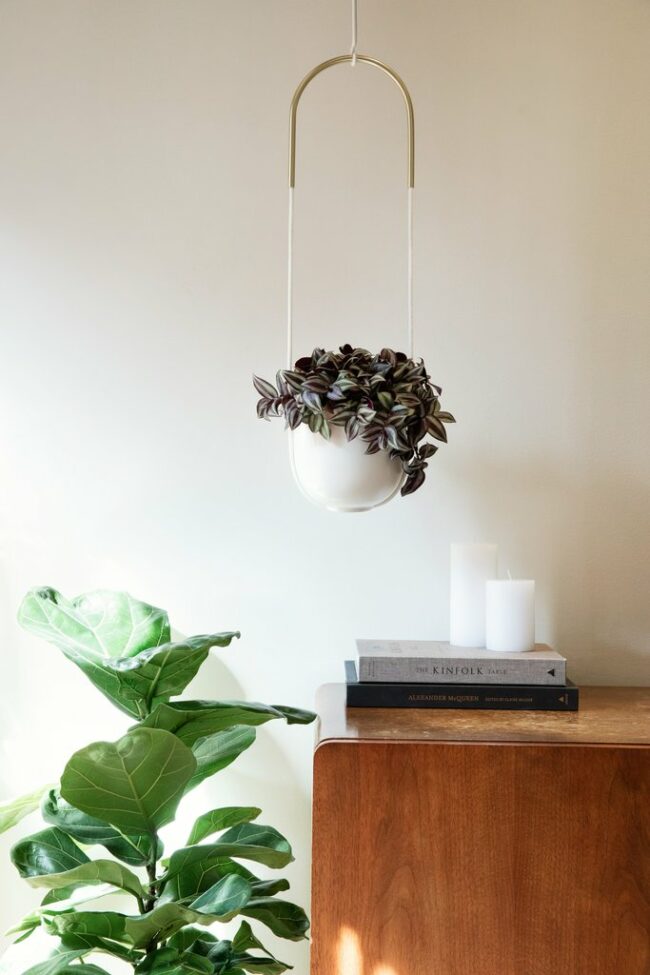 BOLO HANGING PLANTER WHITE 115.6X18.75X16.21CM - Image 3