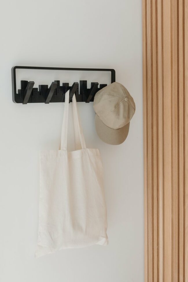 SKYLINE WALL MOUNTED HOOK BLACK 49.86X14.94X2.87CM - Image 5