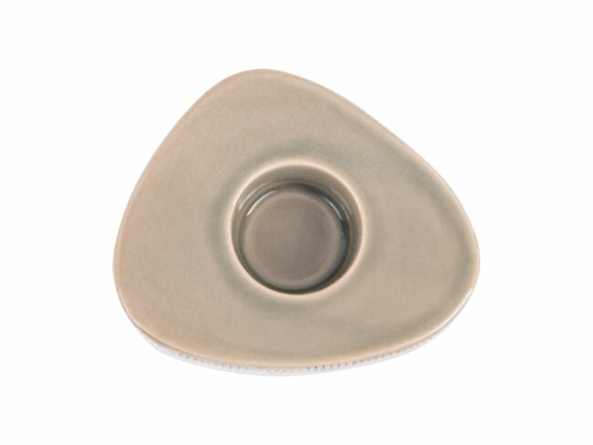 TEALIGHT HOLDER TRIANGLE CERAMIC SMALL 12.5X10.5X5.2CM - Image 3