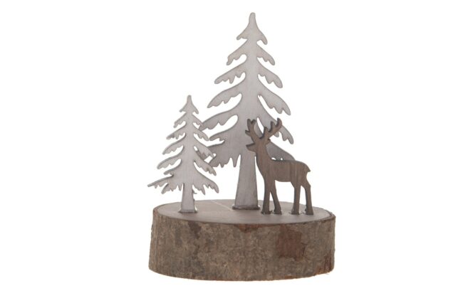 X-MAS WOODEN BROWN DEER WITH WHITE TREES ON WOODEN SLICE 6.5X9CM