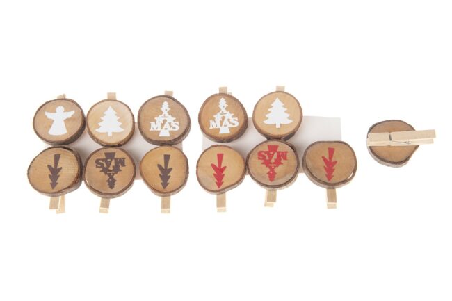 CHRISTMAS WOOD SLICE ON CLIP 12X10X1.5CM ASSORTED 6PCS
