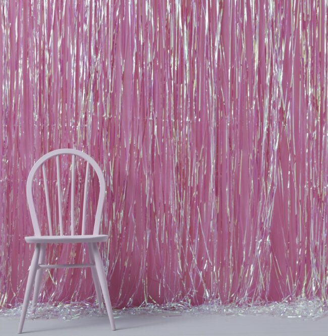 IRIDESCENT FOIL FRINGE CURTAIN - Image 2
