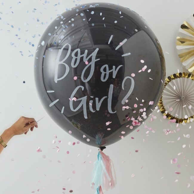 BOY OR GIRL GENDER REVEAL BALLOON 36'' & 4 TASSELS