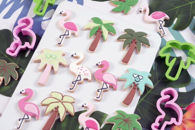 FLAMINGO AND PALM PLASTIC COOKIE CUTTERS 10/9.5XH2.2CM - 2PCS - Image 5