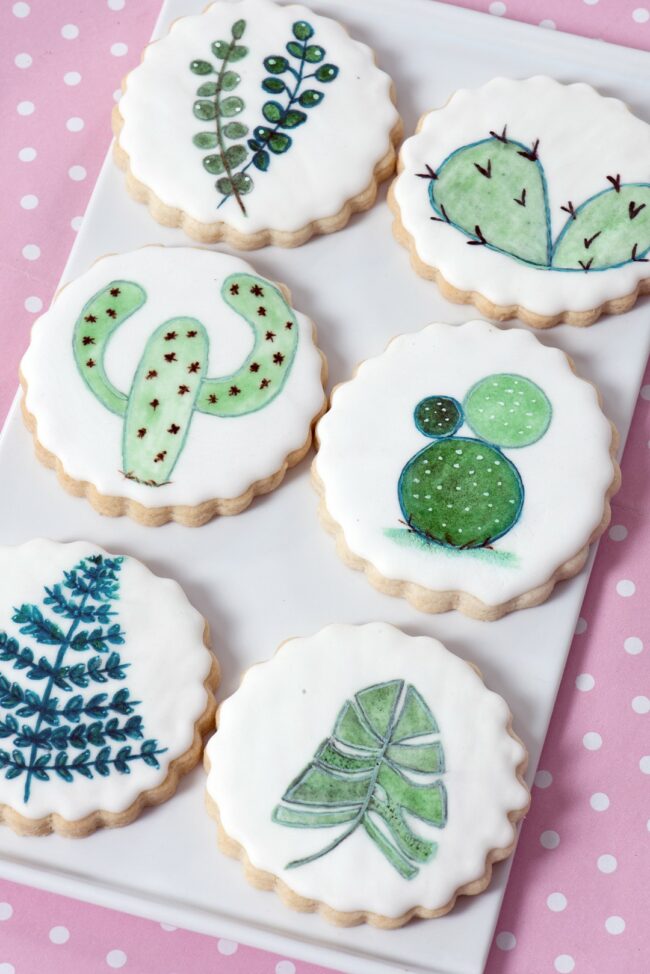 SET OF 6 ROUND SCALLOPED COOKIE CUTTERS - Image 6
