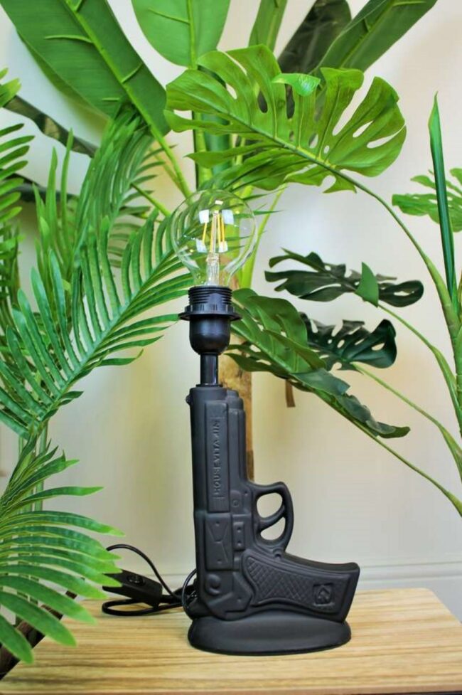TABLE LAMP GUN BLACK 15  X  9  X  32 CM