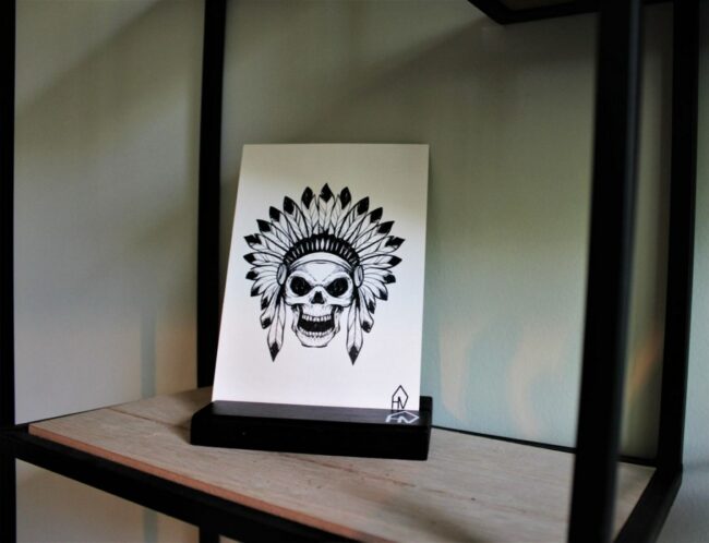 WOODEN CARDHOLDER BLACK 11 X 6 X 1,5CM