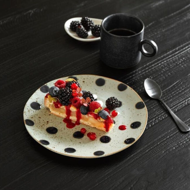 SET OF 4 BLACK CUTLERY - Image 4