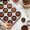 FINE MILK CHOCOLATE IN DISCS  250GR - Image 2