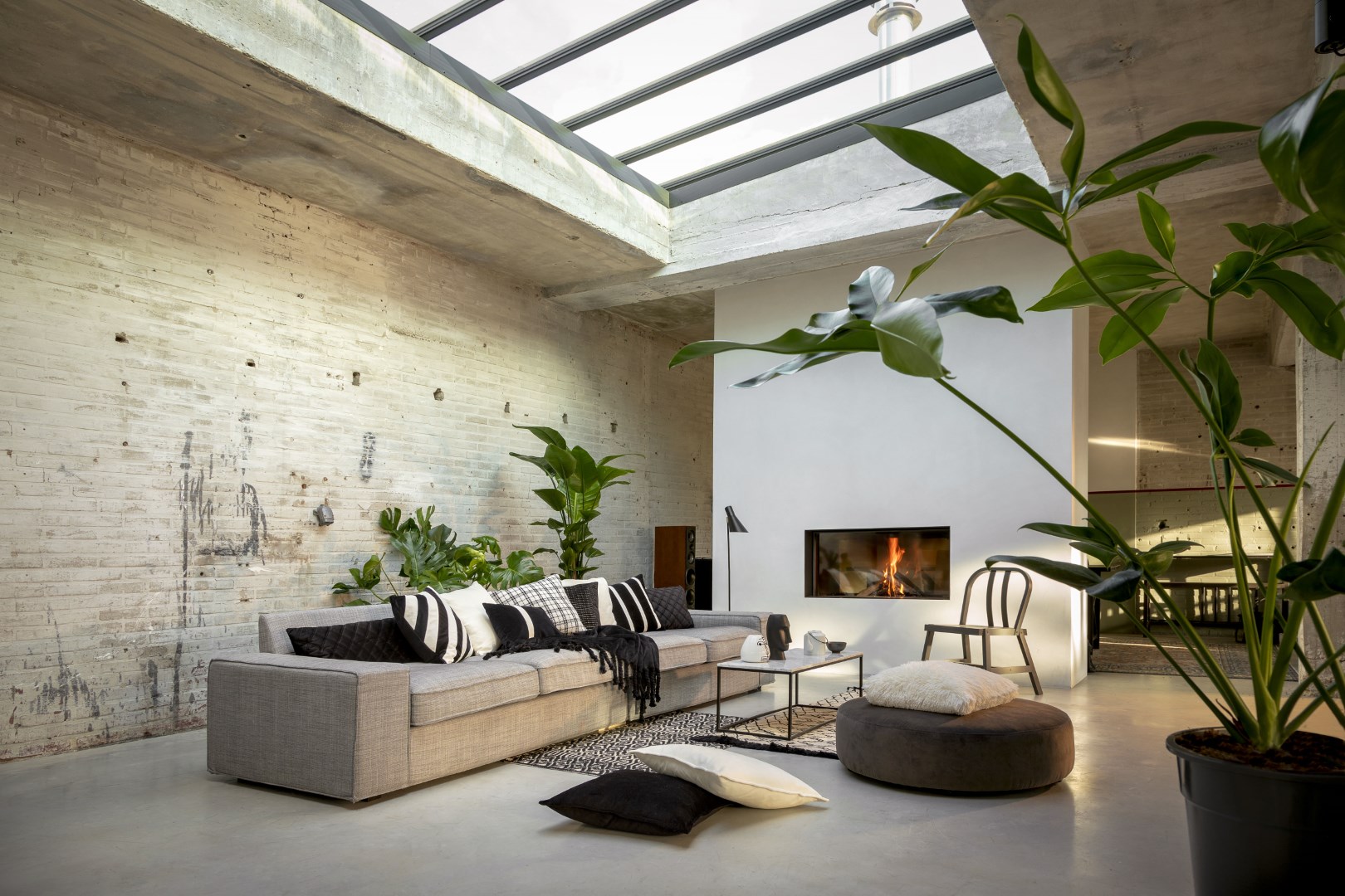 CUSHION COVER PIPPA RAVEN BLACK 30X50CM - Image 6