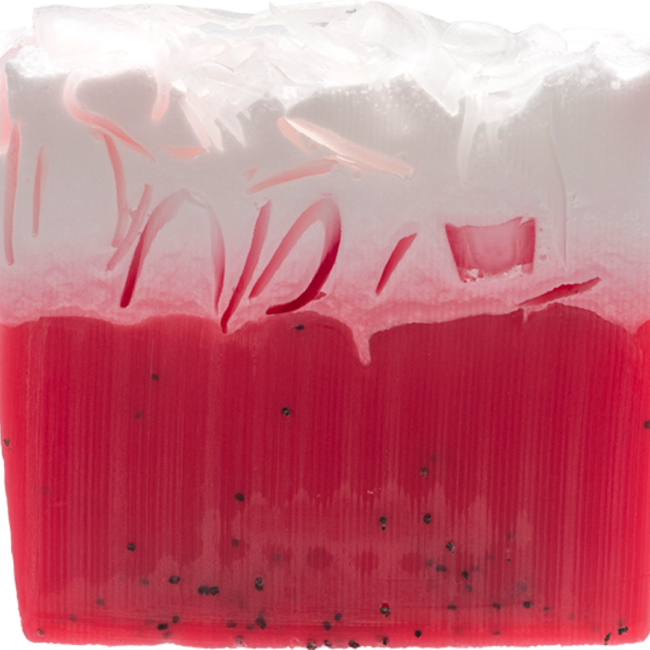 STRAWBERRIES & CREAM