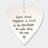 PORCELAIN ROUND - HEART LIFE'S TRUEST HAPPINESS 8.5X9.5.X0.5CM