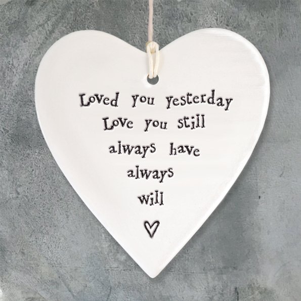 PORCELAIN ROUND HEART - LOVED YOU YESTERDAY 9X9.5X0.5CM