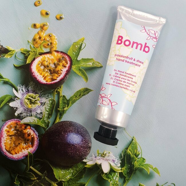 PASSIONFRUIT & SHEA HAND TREATMENT - Image 3