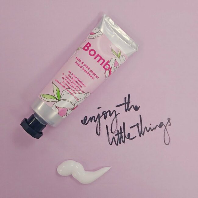 ROSE & PINK PEPPER HAND TREATMENT - Image 6