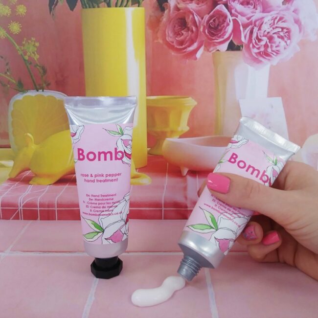 ROSE & PINK PEPPER HAND TREATMENT - Image 4