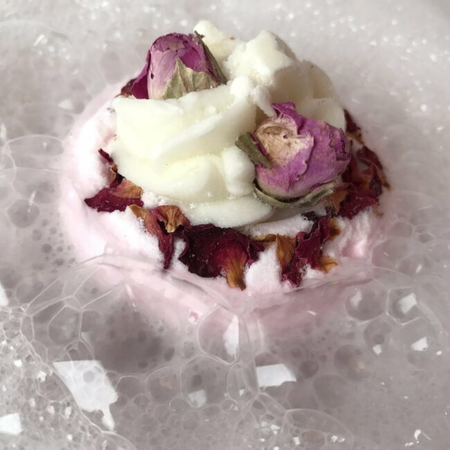 WILD ROSE BATH BOMB - Image 4