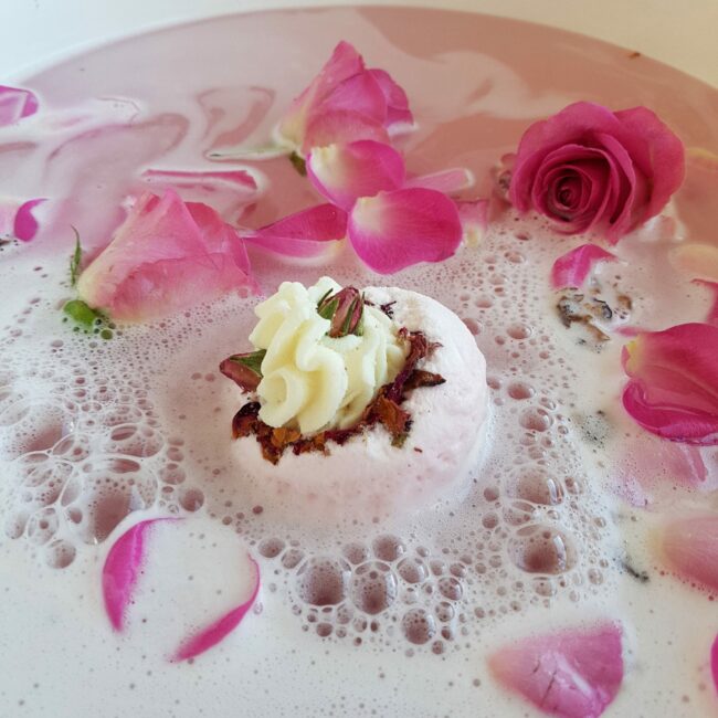 WILD ROSE BATH BOMB - Image 3