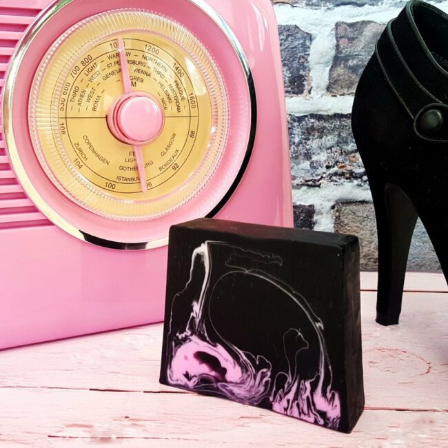 DARK PLEASURES SOAP - Image 3