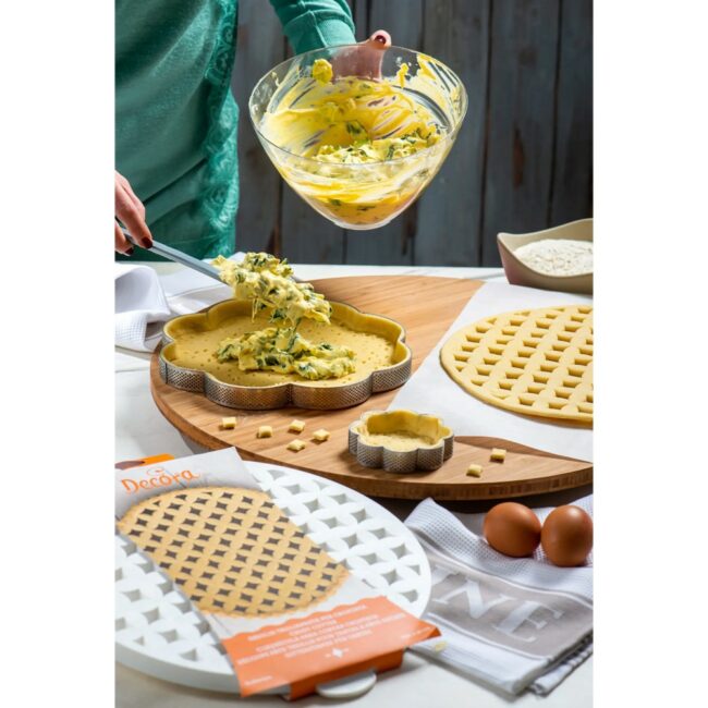 ARABESQUE CRUST CUTTER FOR TARTS 30CM - Image 6