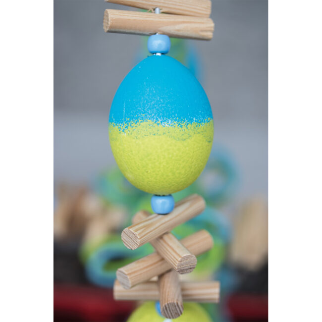 PLASTIC EGGS 10CM 4PCS - Image 3