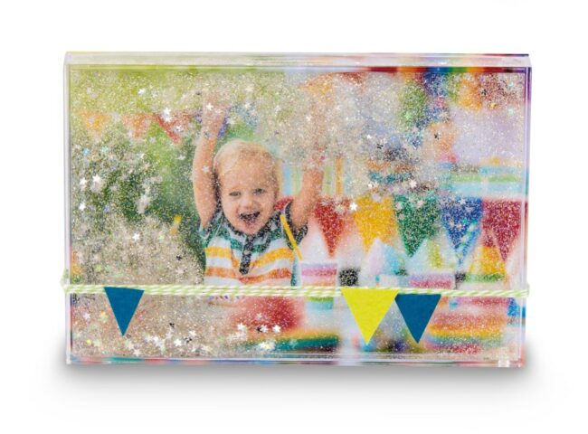 ACRYLIC MAGNET PICTURE FRAME WITH GLITTER 10X2.3X15CM - Image 4