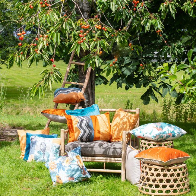 DECORATIVE CUSHION VELVET MATCH ORANGE 60X40CM - Image 3