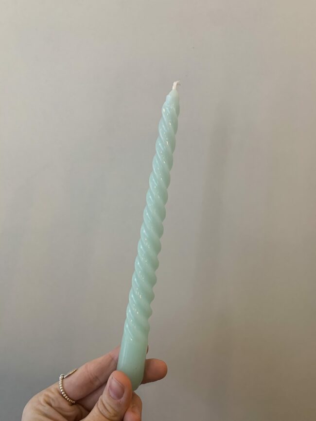 SET OF 4 TWISTED CANDLES MINT GREEN - Image 4