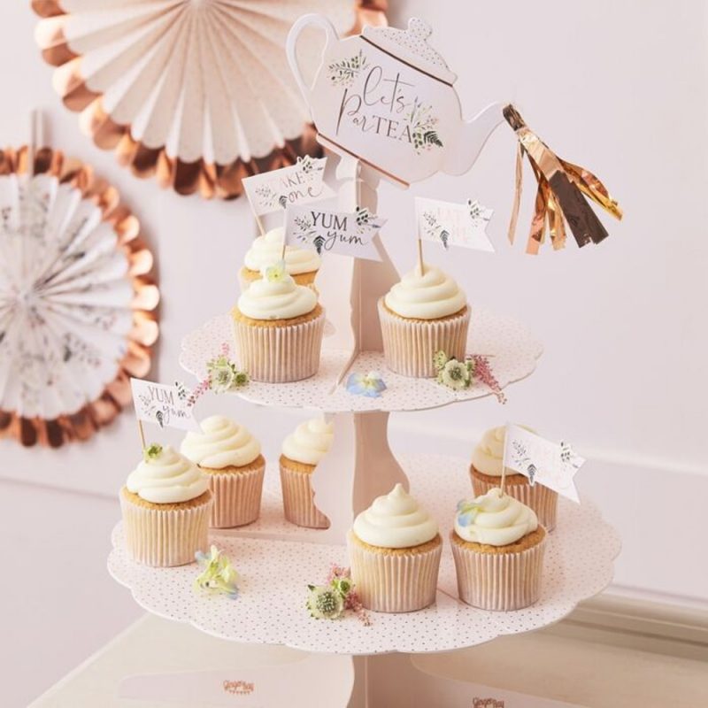 Etageres, Cake & Cupcake Stands