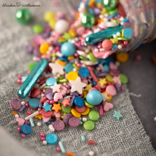 CONFETTI BLAST SUPER STREUSSEL SPRINKLES 90GR - Image 4