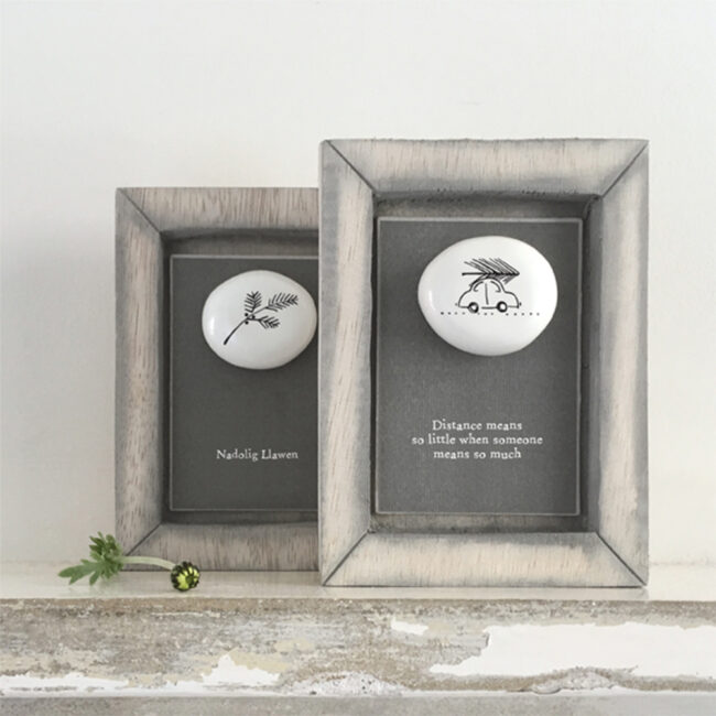 PEBBLE PICTURE CAR WITH TREE ''DISTANCE MEANS'' 10X12.5X2CM - Image 3