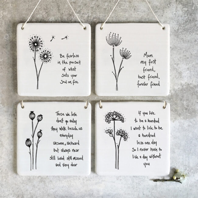 FLORAL TOKEN ''MUM MY FIRST FRIEND'' WHITE 10X10X0.5CM - Image 3