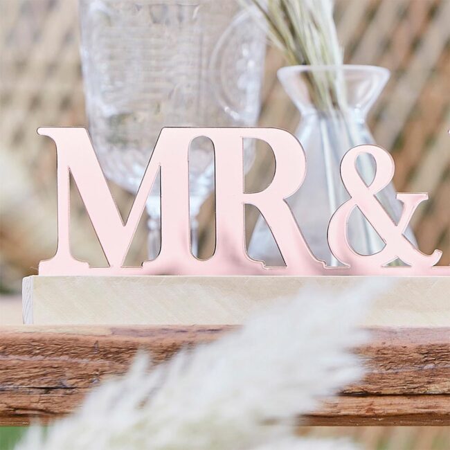'MR & MRS' SIGN ON A WOODEN BASE ROSE GOLD ACRYLIC 3.5X30X7.5CM - Image 3
