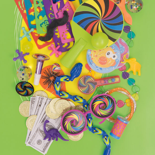DINOSAURS FAVOURS 12PCS - Image 3