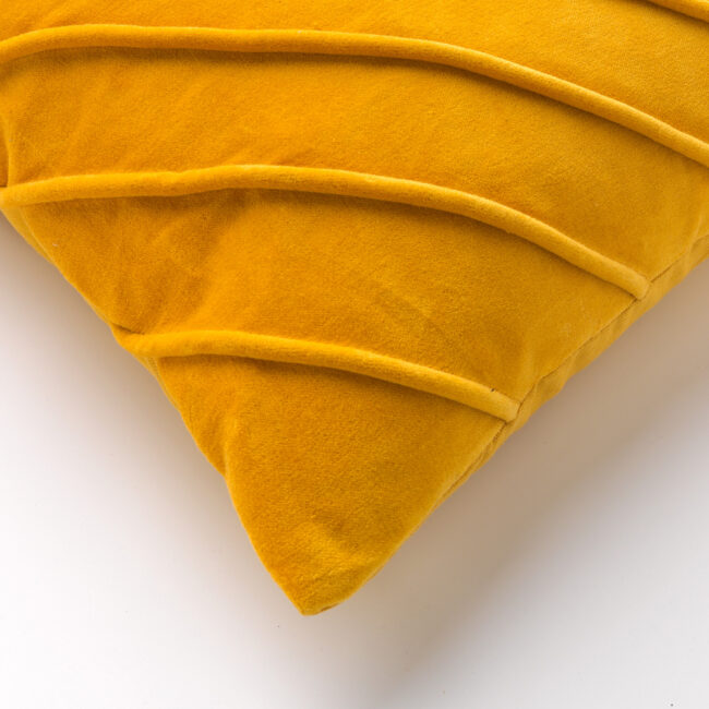 CUSHION COVER PACO VELVET GOLDEN GLOW YELLOW 40X60CM - Image 3