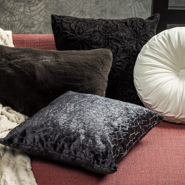 CUSHION COVER CARO PATTERN RAVEN BLACK 45X45CM - Image 2