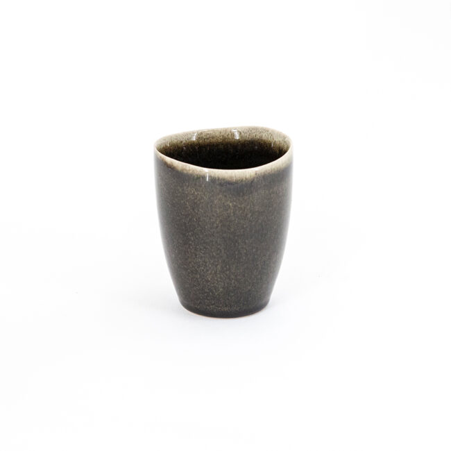 TEA MUG DAZE BLACK 8.2X10.2CM