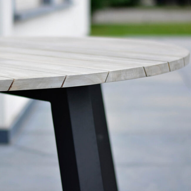 DERBY DINING TABLE ROUND NATURAL TEAK 130X130X75CM - Image 3