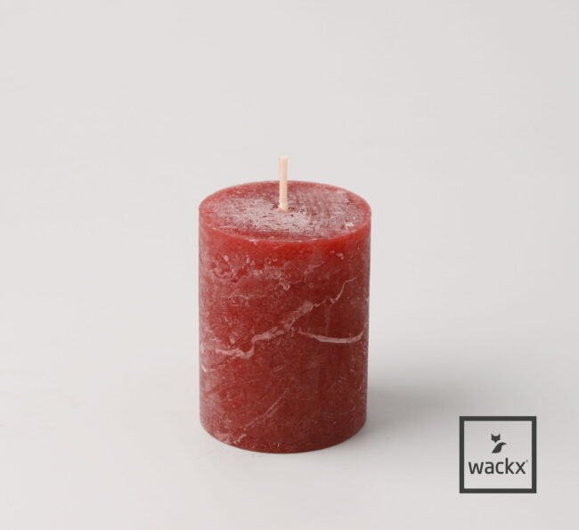 CANDLE RUSTIC CYLINDER RUBIN RED 6X8CM