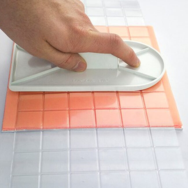 SMALL SQUARE IMPRESSION MAT 15X30.5CM - Image 3