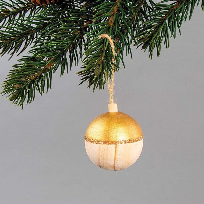 WOODEN CHRISTMAS BALL WITH HANGER NATURAL 5.2CM - Image 3