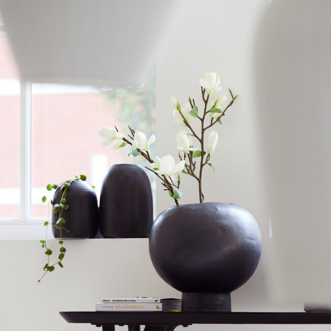 VASE MELANO CERAMIC BLACK 16X19.5CM - Image 4