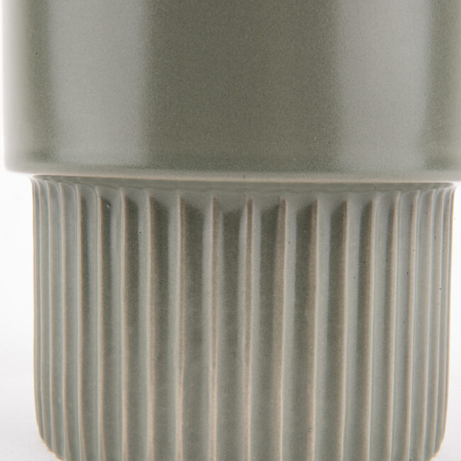 PLANT POT RIBBED MATT 26CM - Image 3