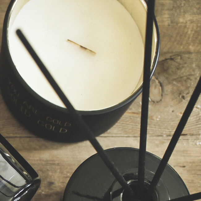 SOY CANDLE 'LIMITED EDITION' WARM CASHMERE 75X50MM - Image 3