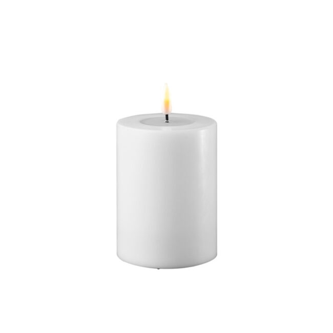LED CANDLE WHITE 7.5X10CM