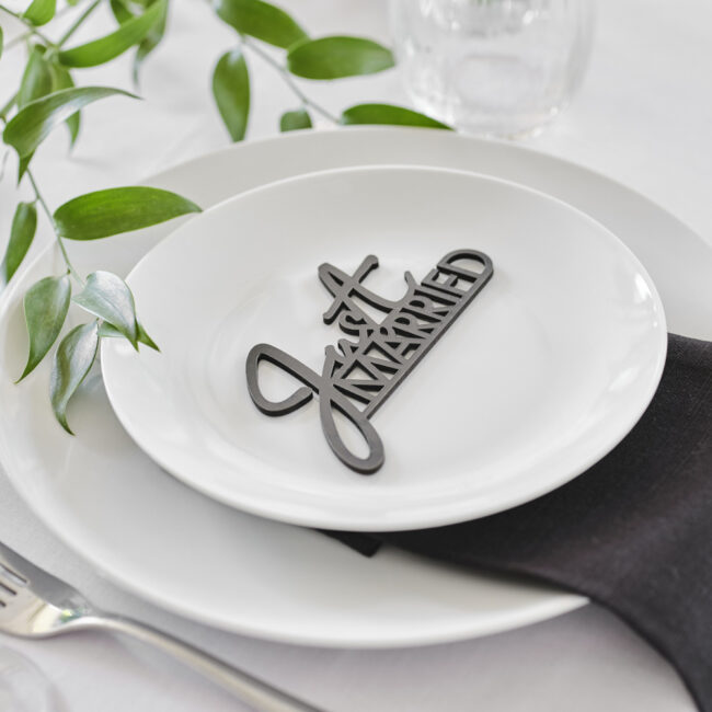 TABLE SIGN WOODEN JUST MERRIED BLACK 12X7CM 6PCS - Image 3