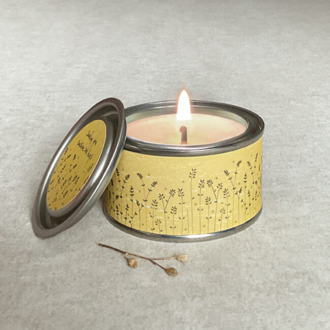 TIN CANDLE "SENDING SUNSHINE AND HUGS" 7.5X4.5X7.5CM - Image 3