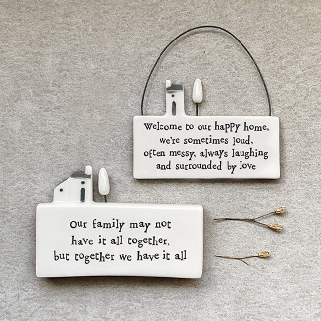 PORCELAIN SCENE "OUR FAMILY" 5.8X8.4X1.7CM - Image 3