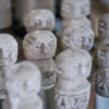 STATUE STONE SUMBA MAN NATURAL 5X4X10CM - Image 2