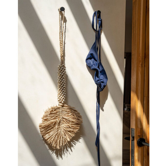 TASSEL RAFFIA SHELL CREAM NATURAL 70CM - Image 3